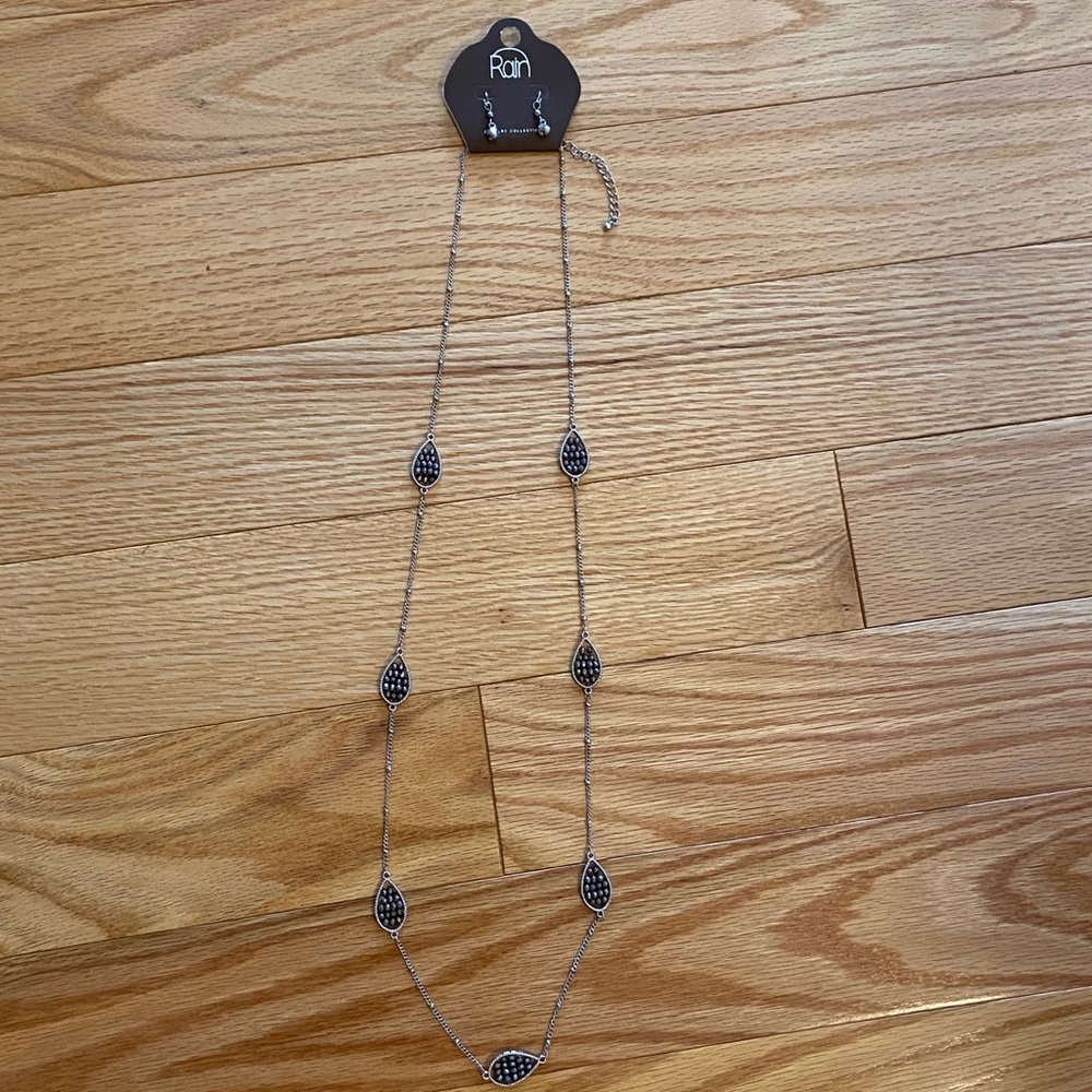 Rain Necklace and Earrings Set